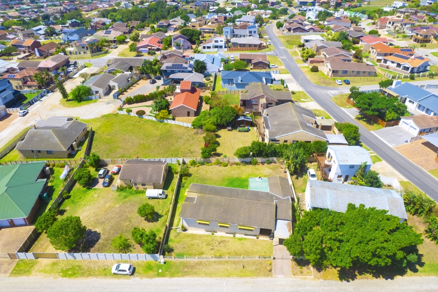 3 Bedroom Property for Sale in Wavecrest Eastern Cape